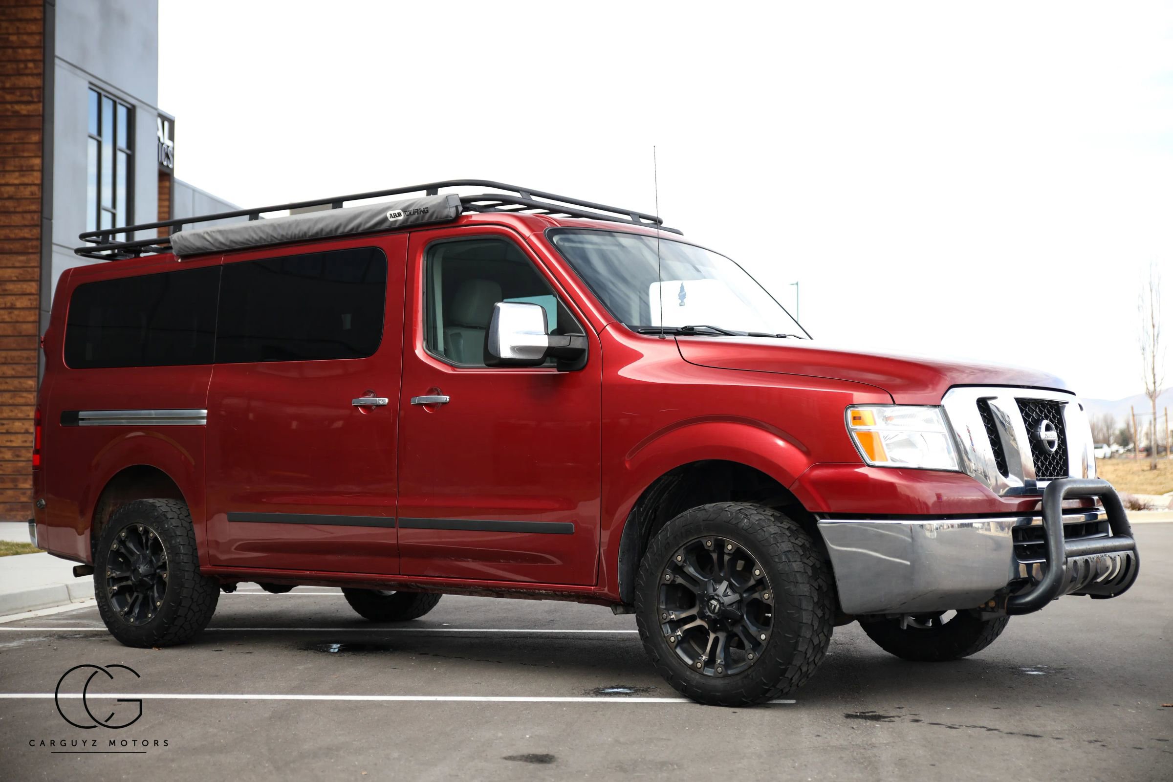 Used 2020 Nissan NV 3500 SV image 17