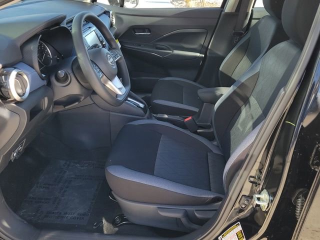 New 2025 Nissan Versa SV w/ Trunk Package image 6