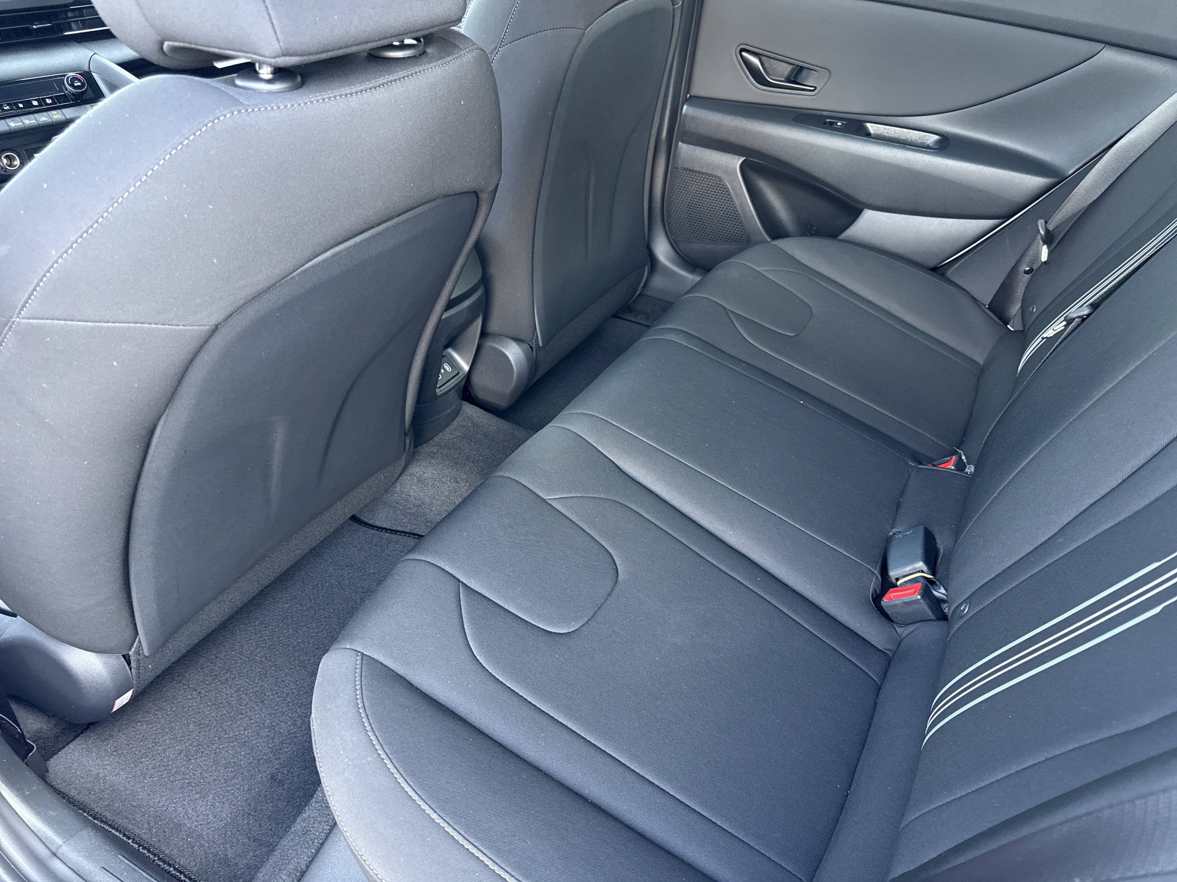 New 2026 Hyundai Elantra Sport image 13