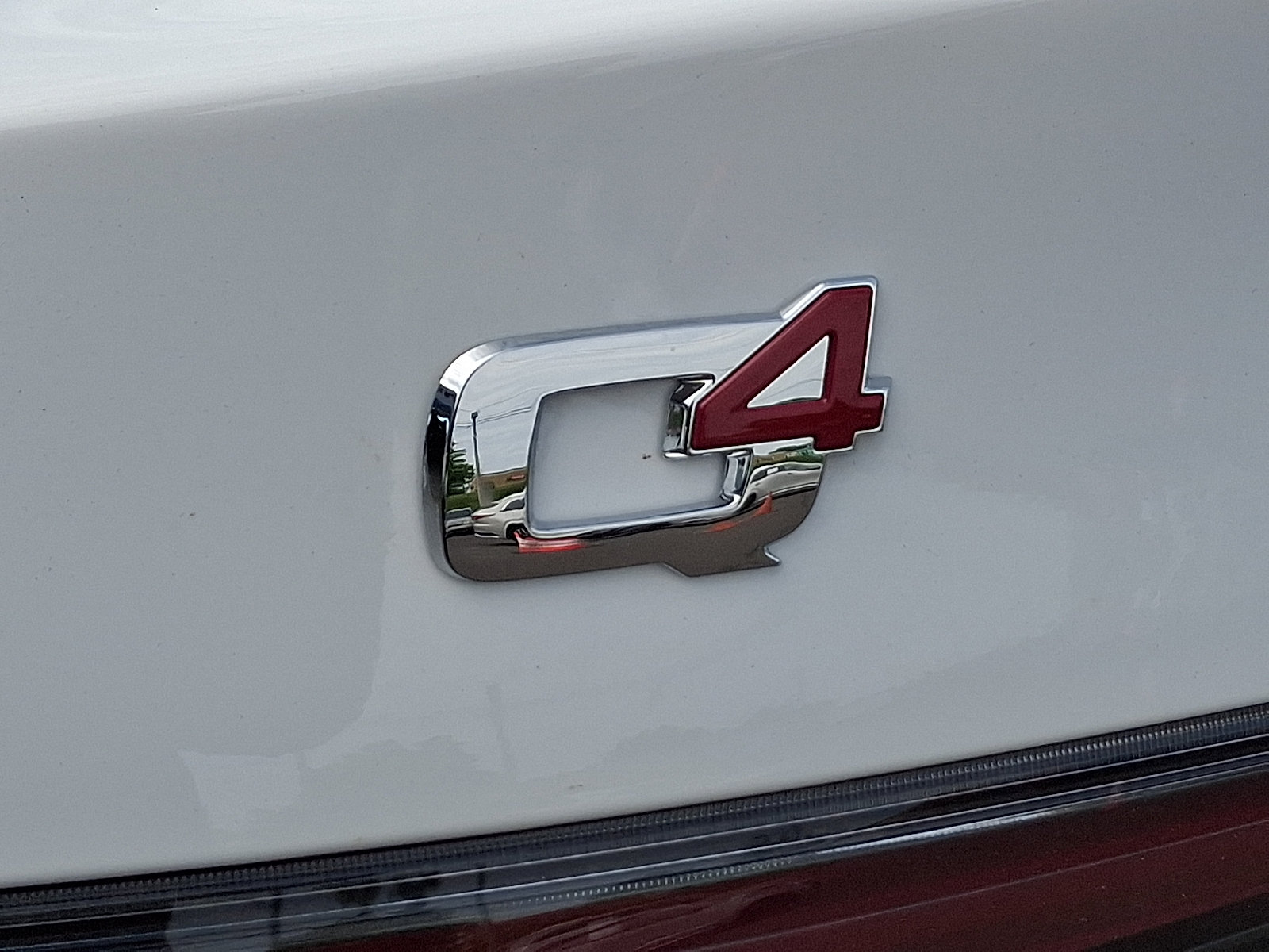 Used 2025 Alfa Romeo Giulia AWD w/ Driving Assist Package image 34