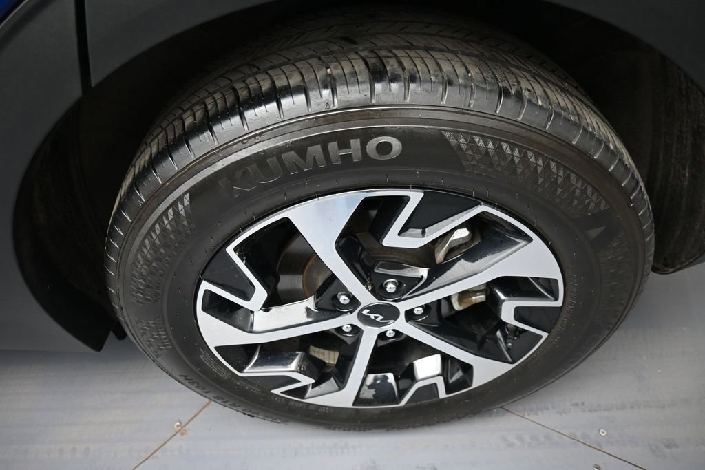 Certified 2024 Kia Sportage EX AWD/4WD image 15