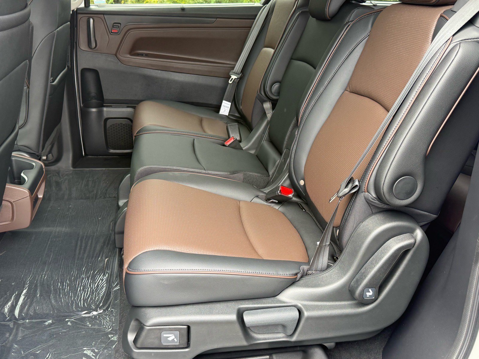 New 2027 Honda Odyssey Elite image 13