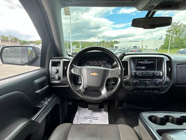 Used 2018 Chevrolet Silverado 1500 LT w/ Midnight Edition AWD/4WD image 13