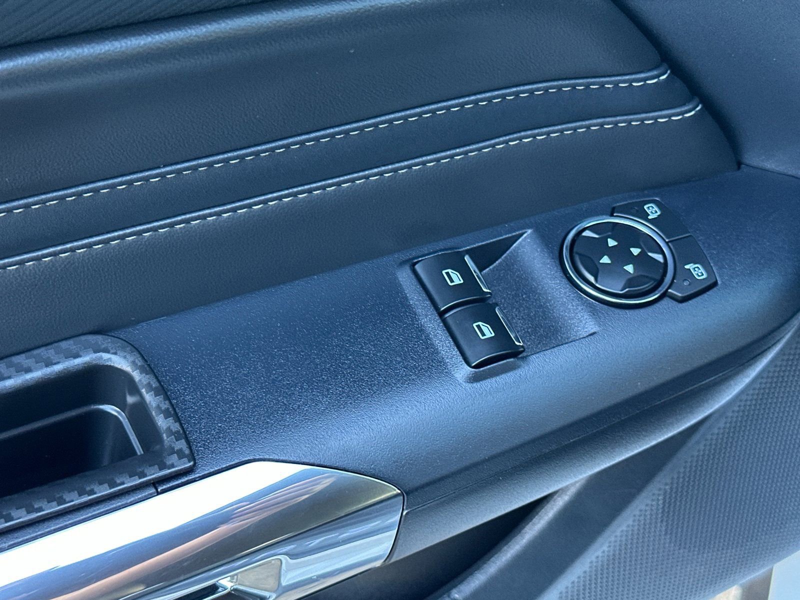 Used 2024 Ford Mustang Premium RWD image 13