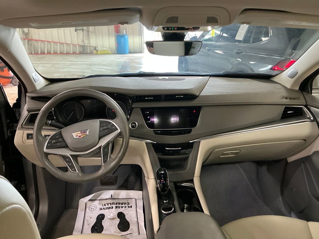Certified 2024 Cadillac XT5 Premium Luxury w/ Technology Package AWD/4WD image 18