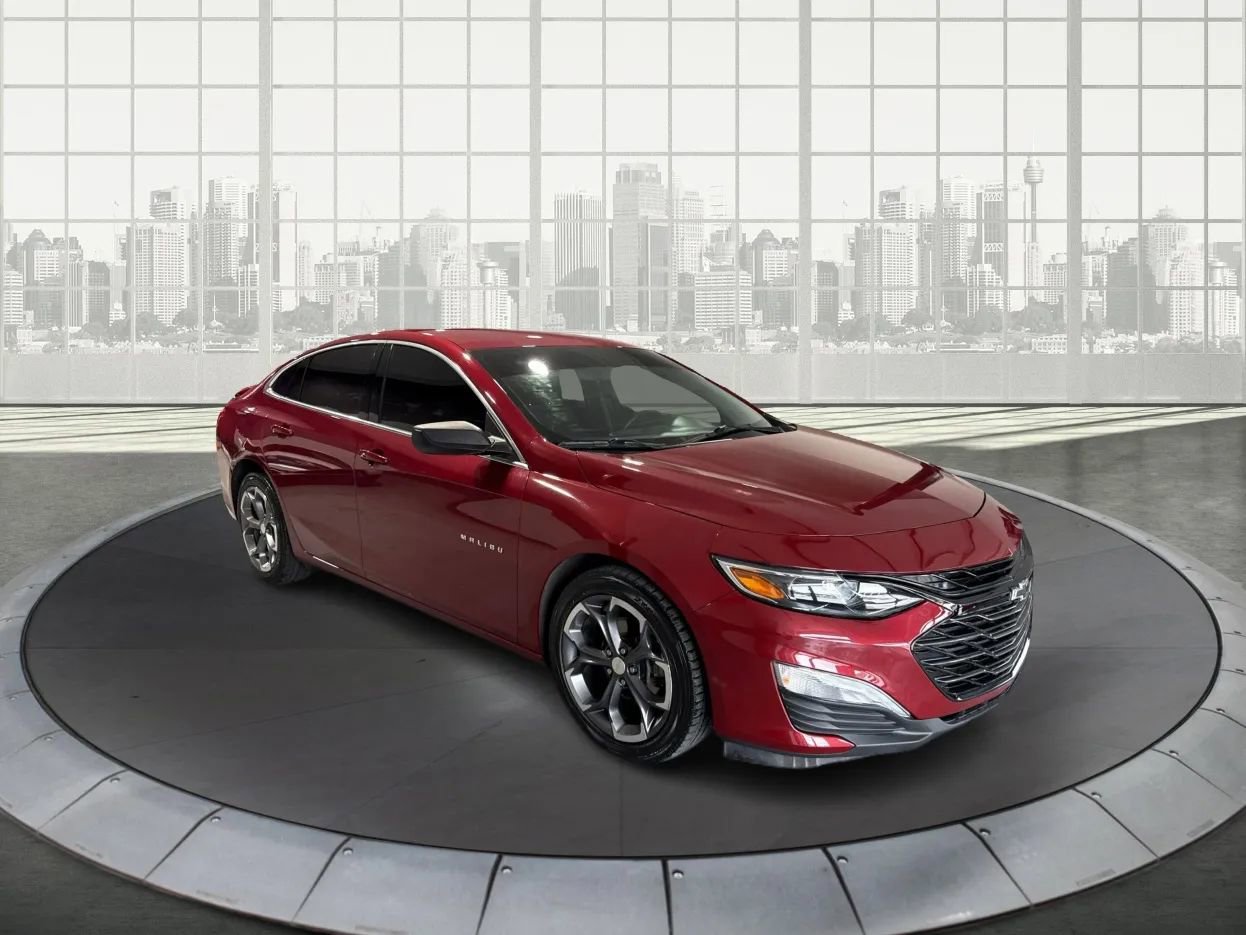 Used 2019 Chevrolet Malibu RS image 1