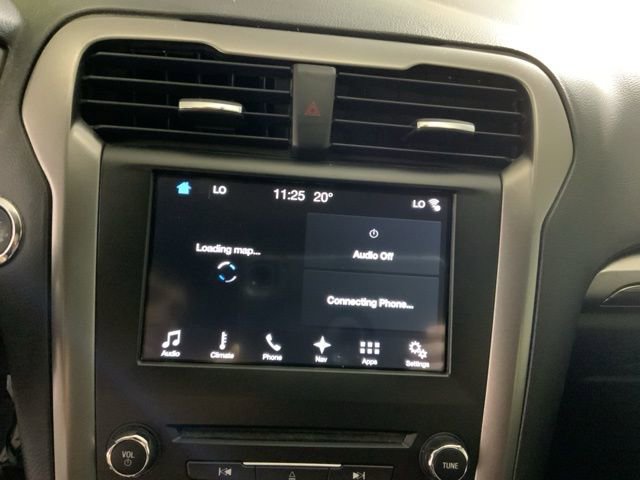 Used 2017 Ford Fusion SE w/ Equipment Group 202A FWD image 19