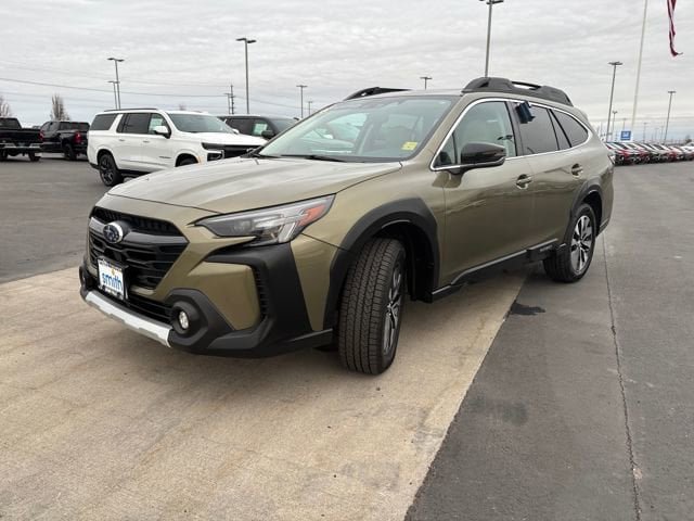 Used 2023 Subaru Outback Limited image 7