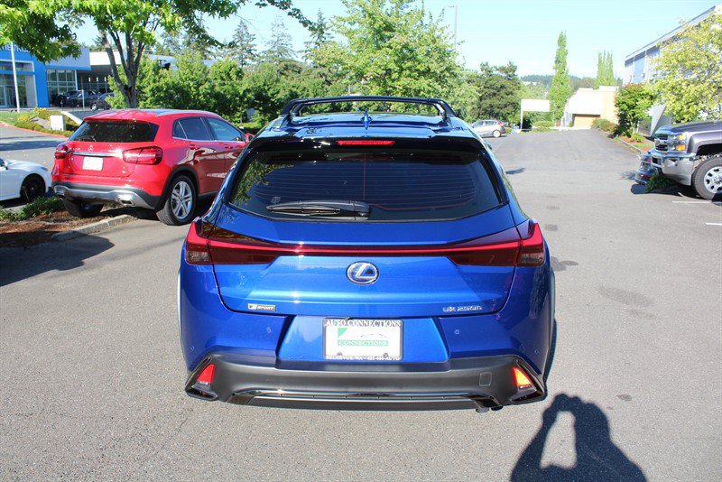 Used 2021 Lexus UX 250h F Sport w/ F Sport Premium Package AWD/4WD image 4