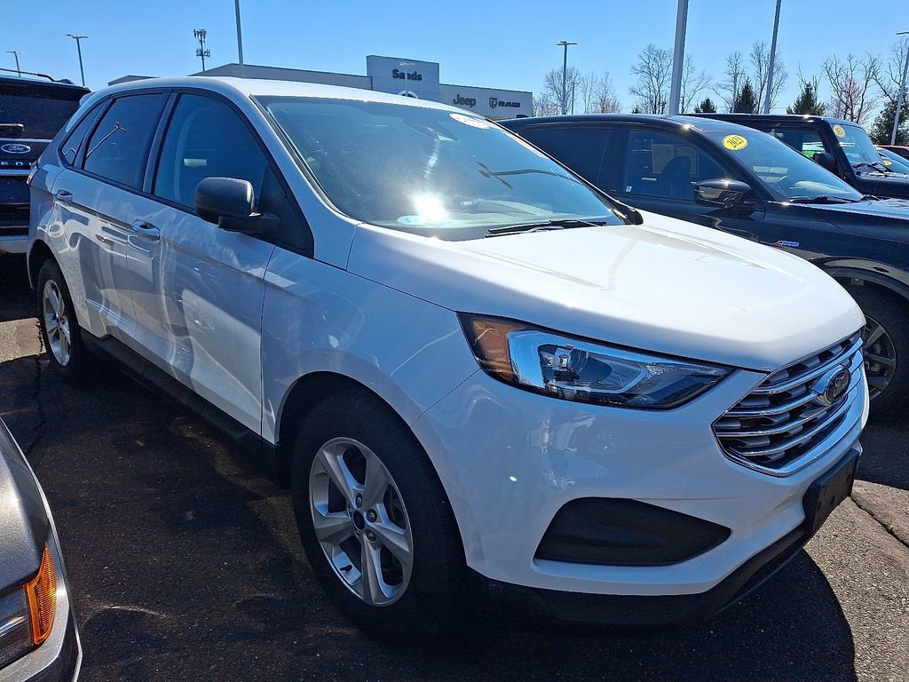 Used 2022 Ford Edge SE image 4