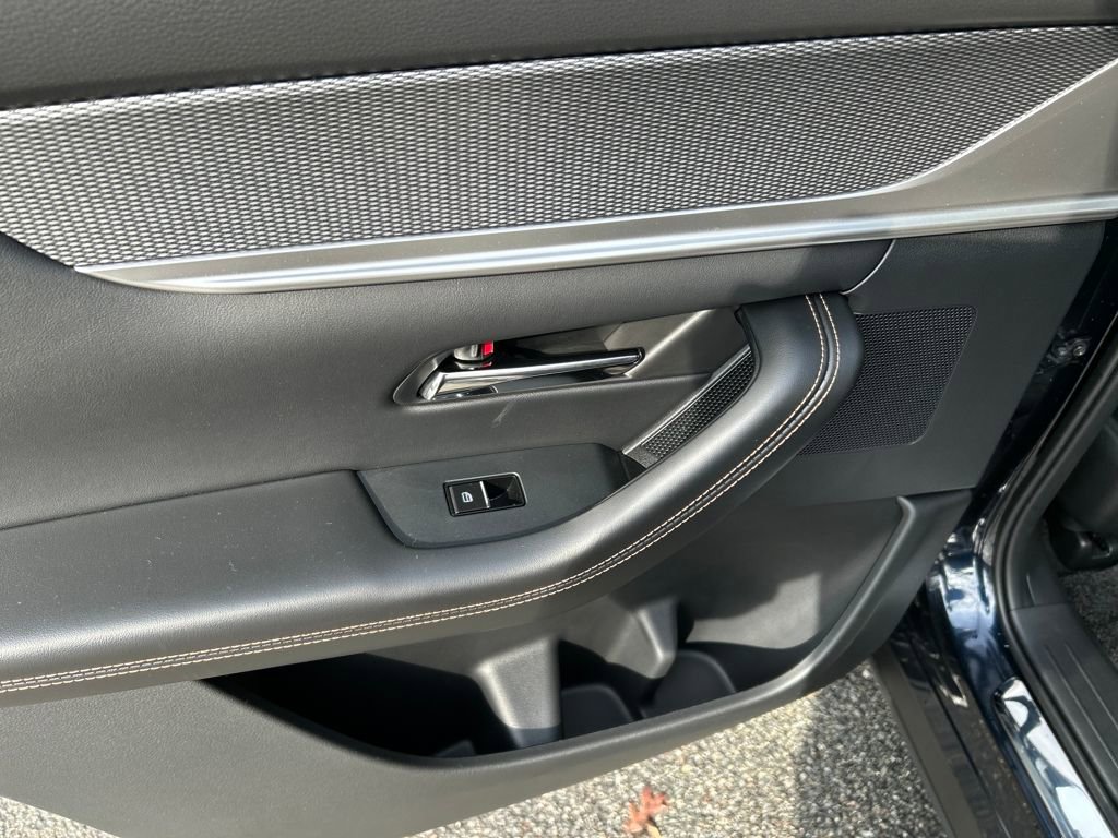 Used 2025 MAZDA CX-90 Plug-In Hybrid w/ Premium Plus image 29