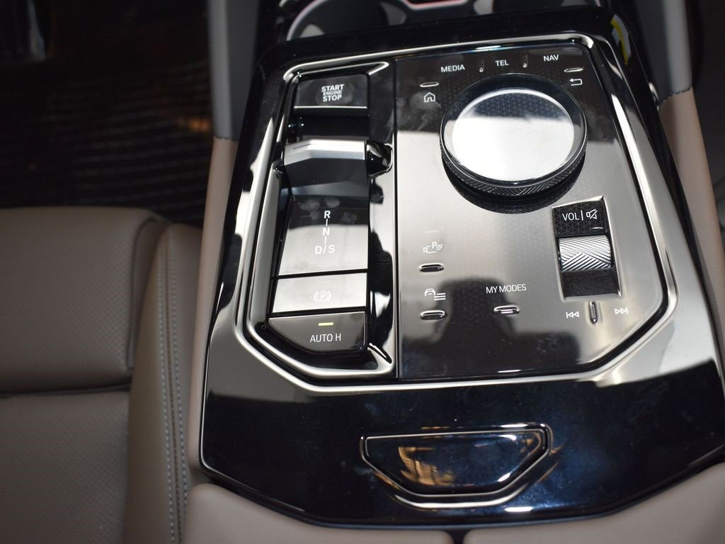 New 2026 BMW 530i w/ Premium Package image 26