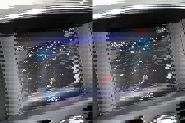 Used 2012 INFINITI M56 x w/ Deluxe Touring Pkg image 18