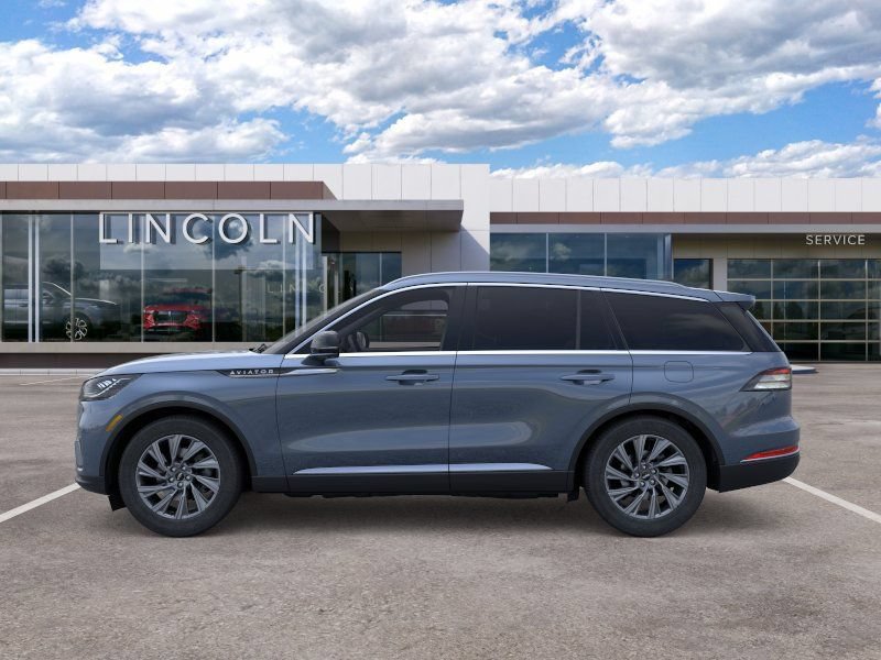 New 2026 Lincoln Aviator AWD image 3