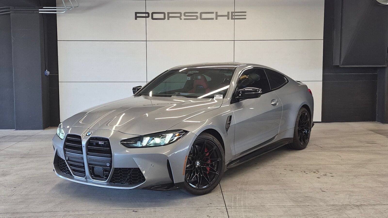 Used 2026 BMW M4 Competition RWD image 1