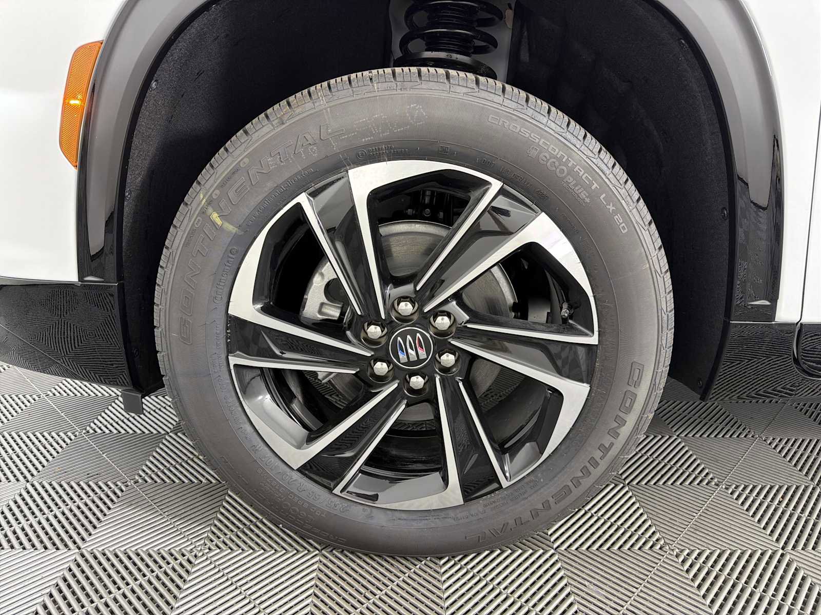 New 2026 Buick Enclave Sport Touring w/ Power Package image 18