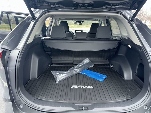 New 2025 Toyota RAV4 XLE image 22