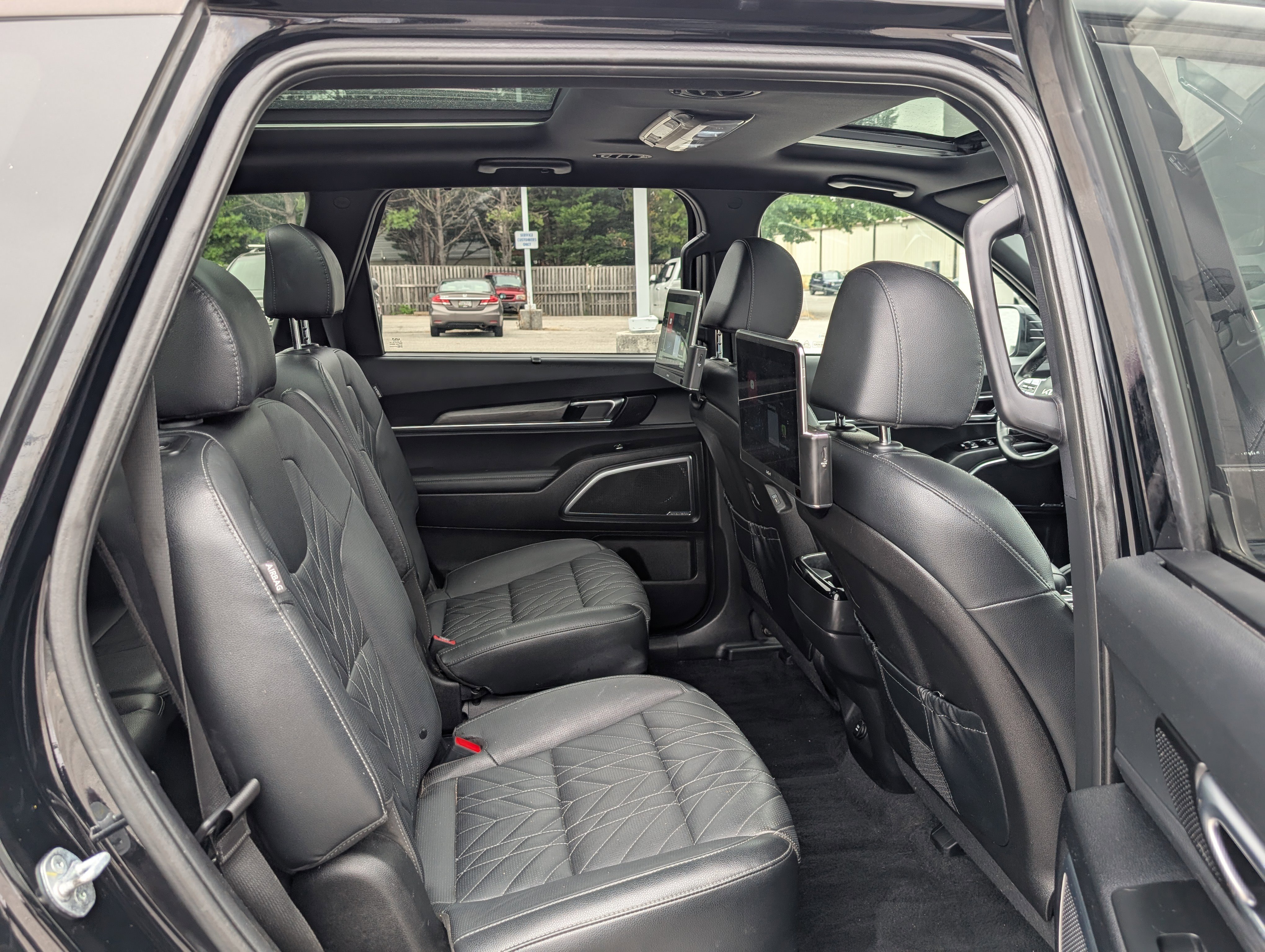 Used 2023 Kia Telluride SX X-Pro image 12