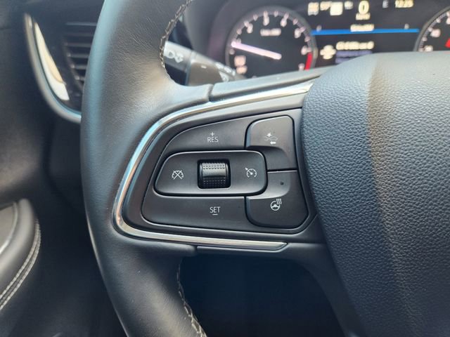 Used 2023 Buick Envision Avenir image 28