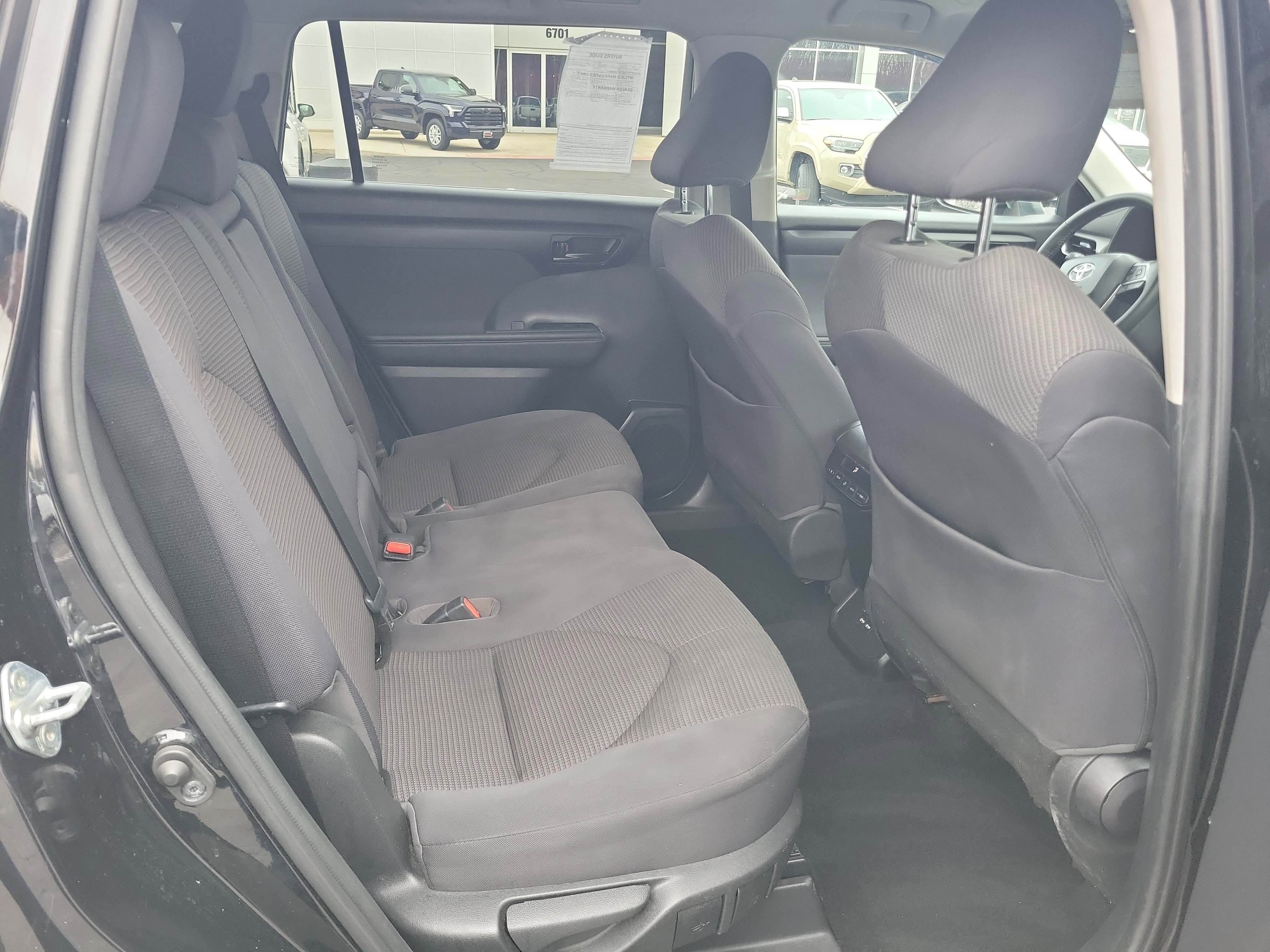 Certified 2020 Toyota Highlander LE image 33