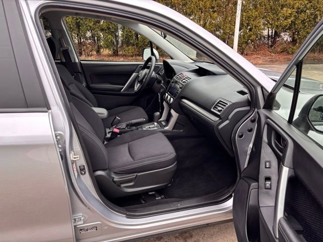 Used 2018 Subaru Forester 2.5i Premium w/ All-Weather Package image 11