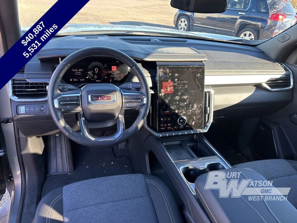 Used 2025 GMC Acadia Elevation w/ Black Edition image 21