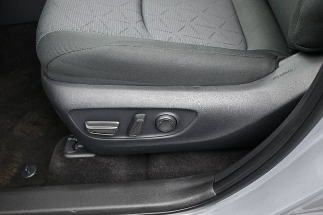 Certified 2025 Toyota RAV4 XLE AWD/4WD image 23