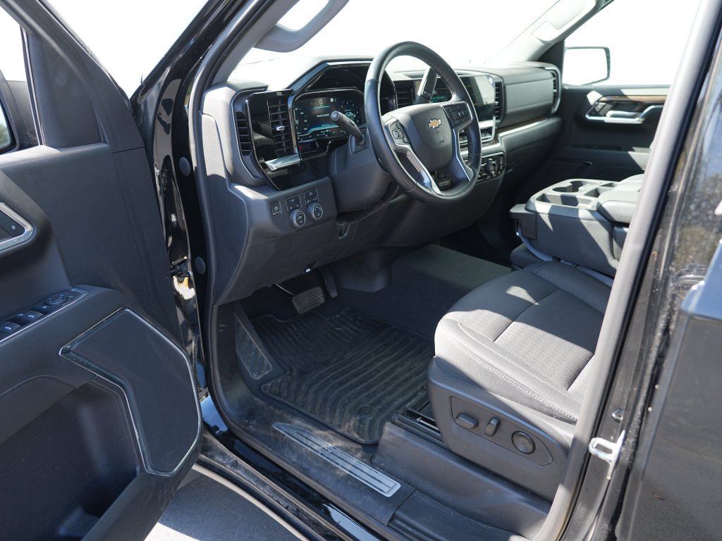 Certified 2023 Chevrolet Silverado 1500 LT w/ Convenience Package II AWD/4WD image 13