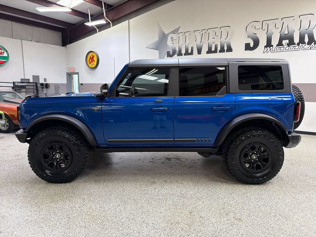 Used 2021 Ford Bronco First Edition AWD/4WD image 3