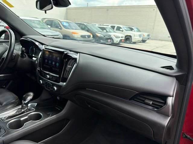 Used 2023 Chevrolet Traverse LT AWD/4WD image 28