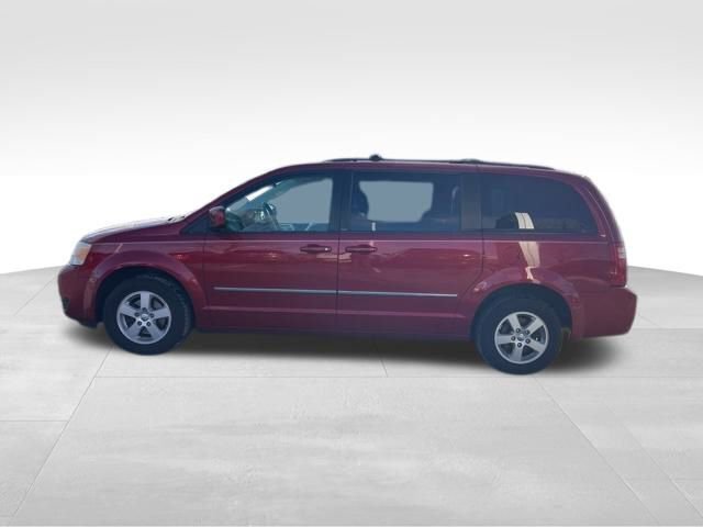 Used 2010 Dodge Grand Caravan SXT image 4