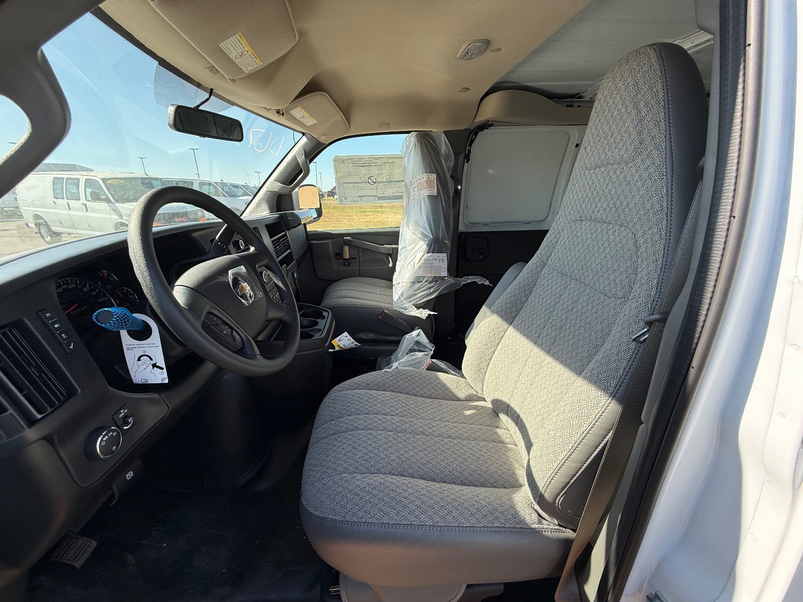 New 2025 Chevrolet Express 3500 Extended w/ Driver Convenience Package RWD image 9