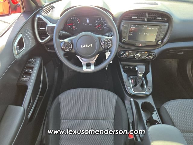 Used 2022 Kia Soul LX FWD image 12