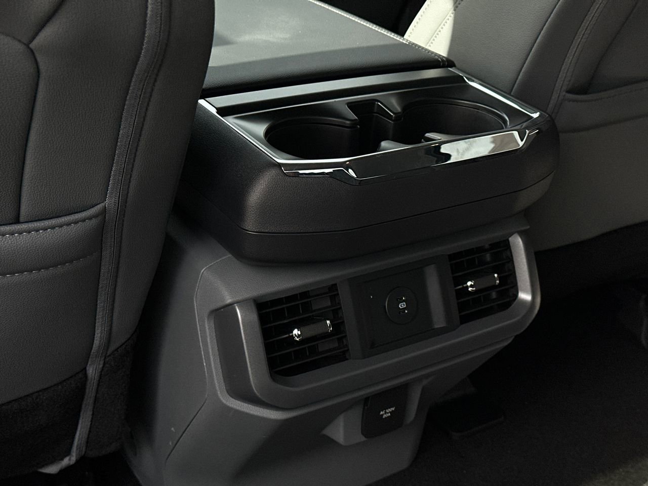 New 2025 Ford F150 Lightning Flash AWD/4WD image 21