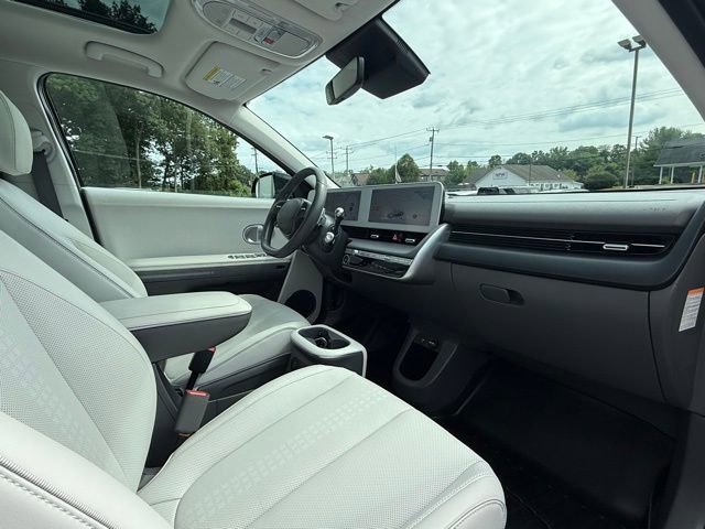 Used 2023 Hyundai Ioniq 5 Limited image 13