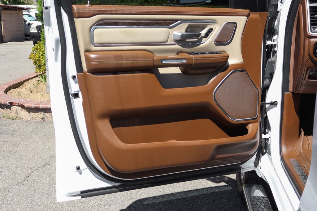 Used 2020 RAM 1500 Laramie image 16