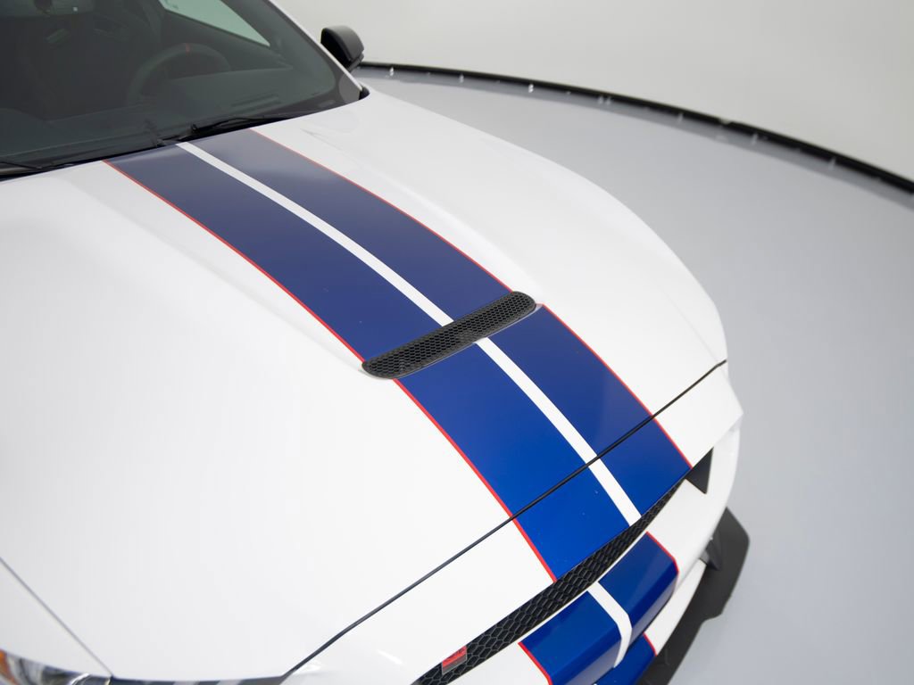 Used 2017 Ford Mustang Shelby GT350R w/ GT350R Equipment Group 920A image 38