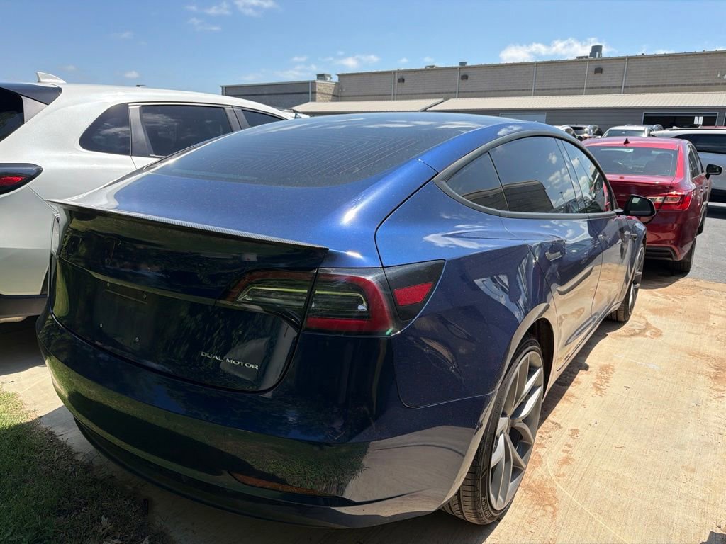 Used 2018 Tesla Model 3 Long Range AWD/4WD image 3