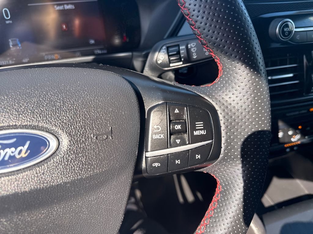 Used 2023 Ford Escape ST-Line image 38