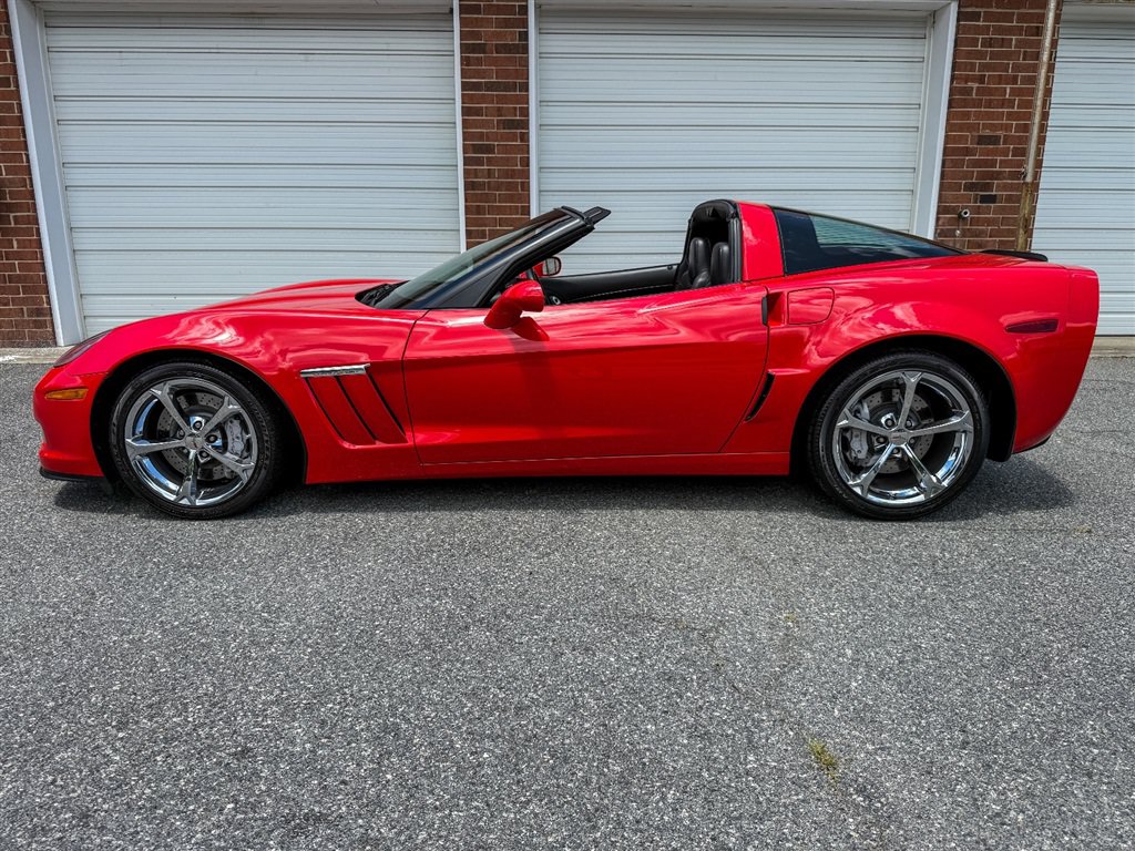 Used 2012 Chevrolet Corvette Grand Sport w/ 2LT Preferred Equipment Group RWD image 22