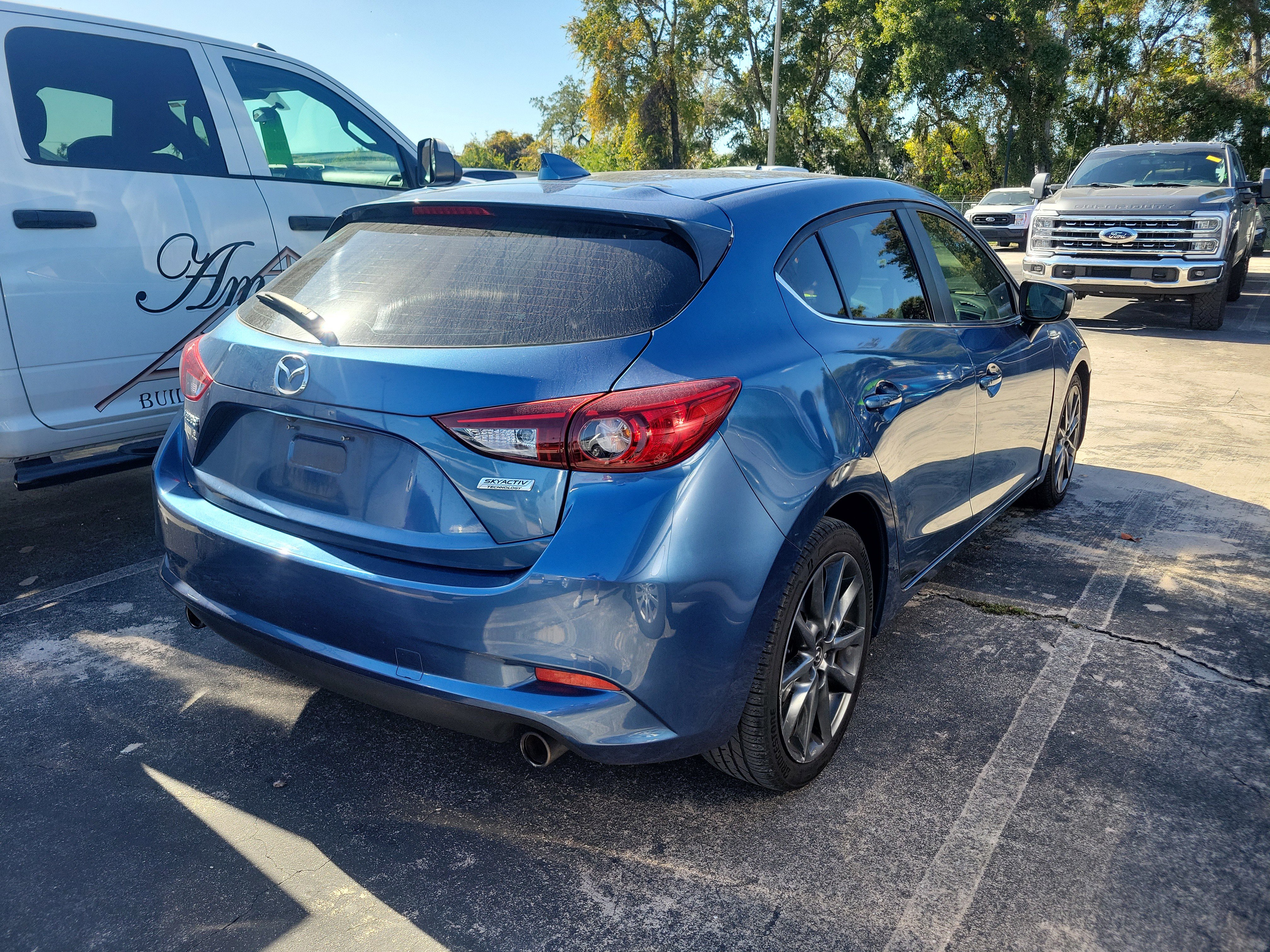 Used 2018 MAZDA MAZDA3 Touring image 6