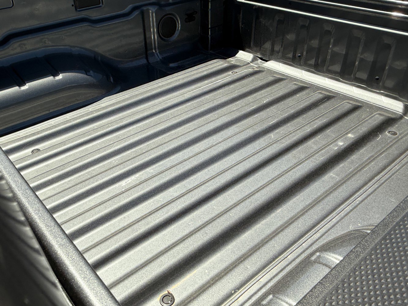 Used 2025 Nissan Frontier SV AWD/4WD image 25