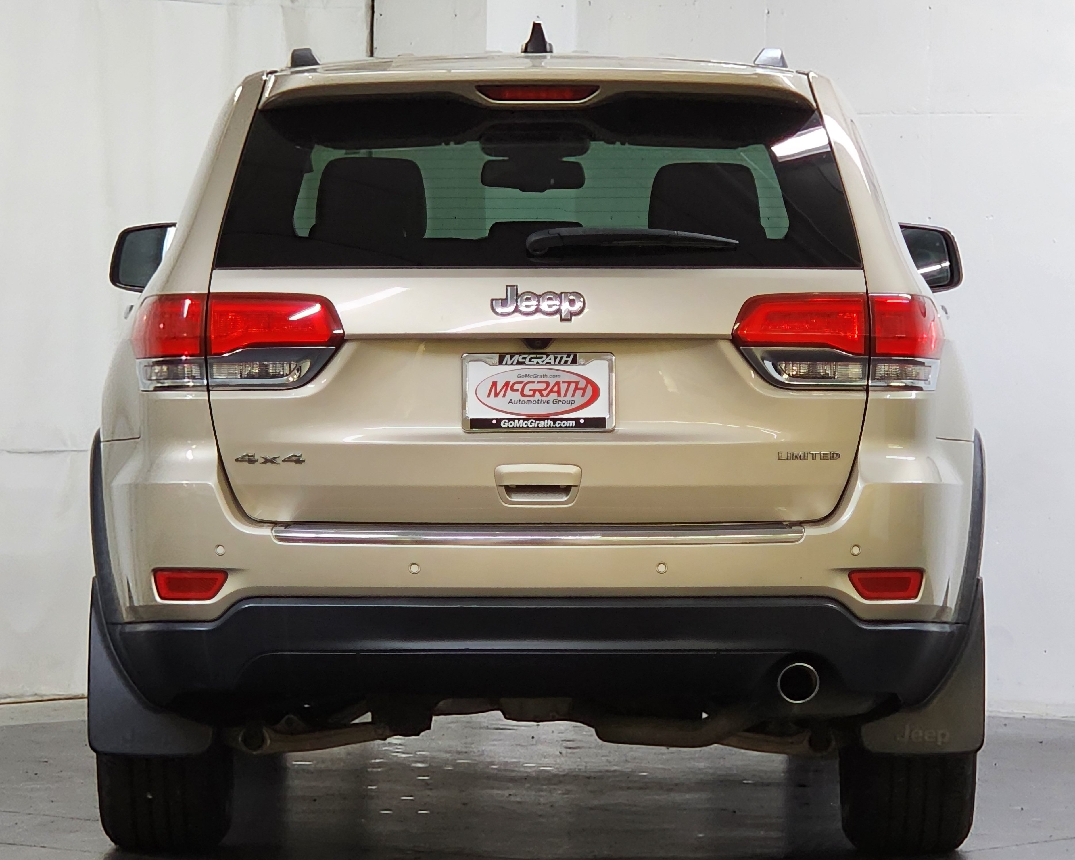 Used 2015 Jeep Grand Cherokee Limited AWD/4WD image 6