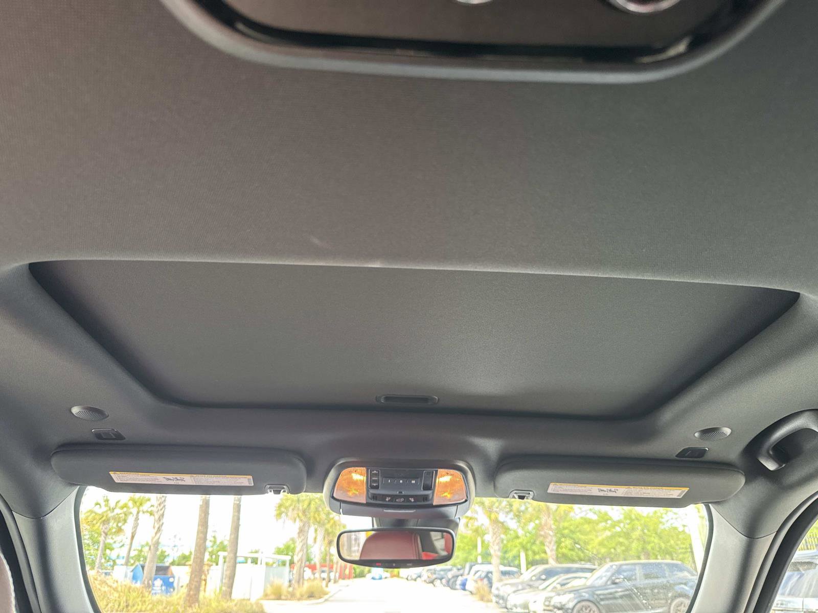 Used 2023 Dodge Durango SRT Hellcat AWD/4WD image 18