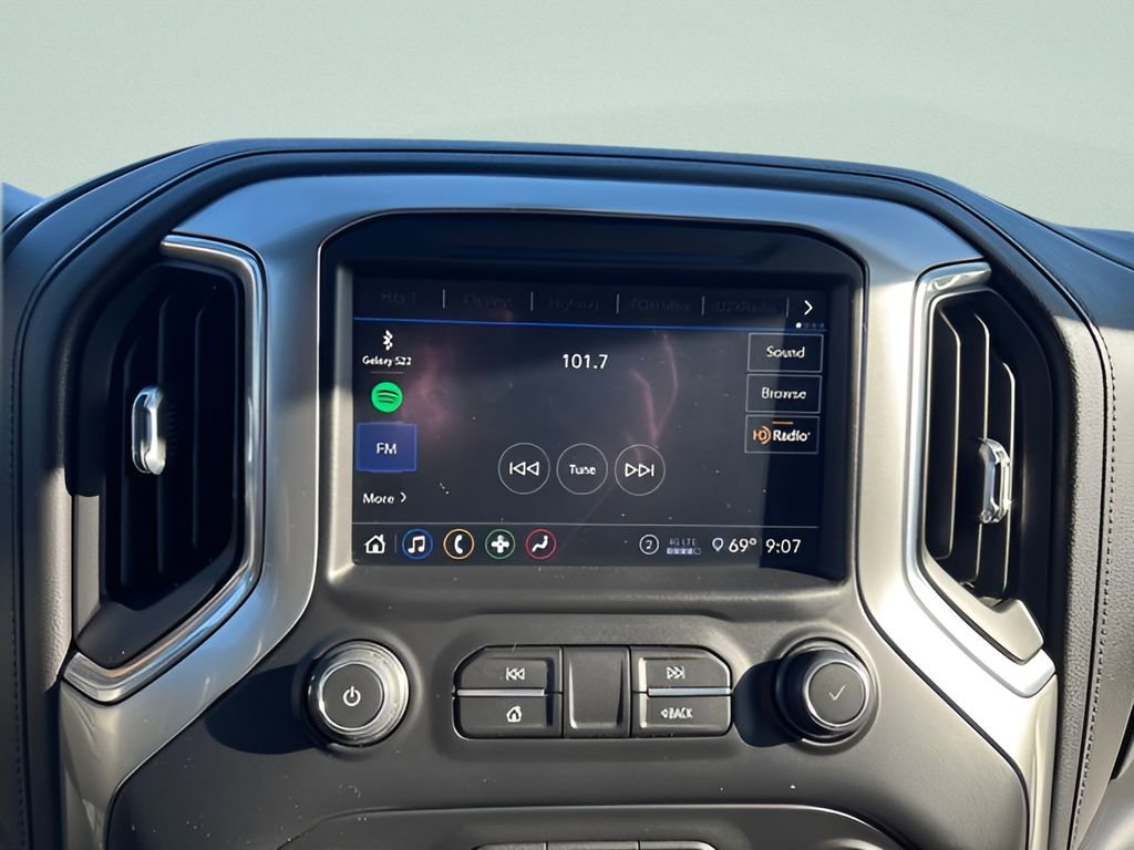 Used 2020 Chevrolet Silverado 1500 RST AWD/4WD image 19