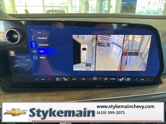 New 2026 Chevrolet Suburban High Country image 43