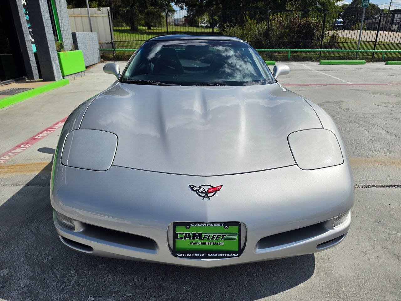 Used 2004 Chevrolet Corvette Coupe w/ Preferred Equipment Group RWD image 7