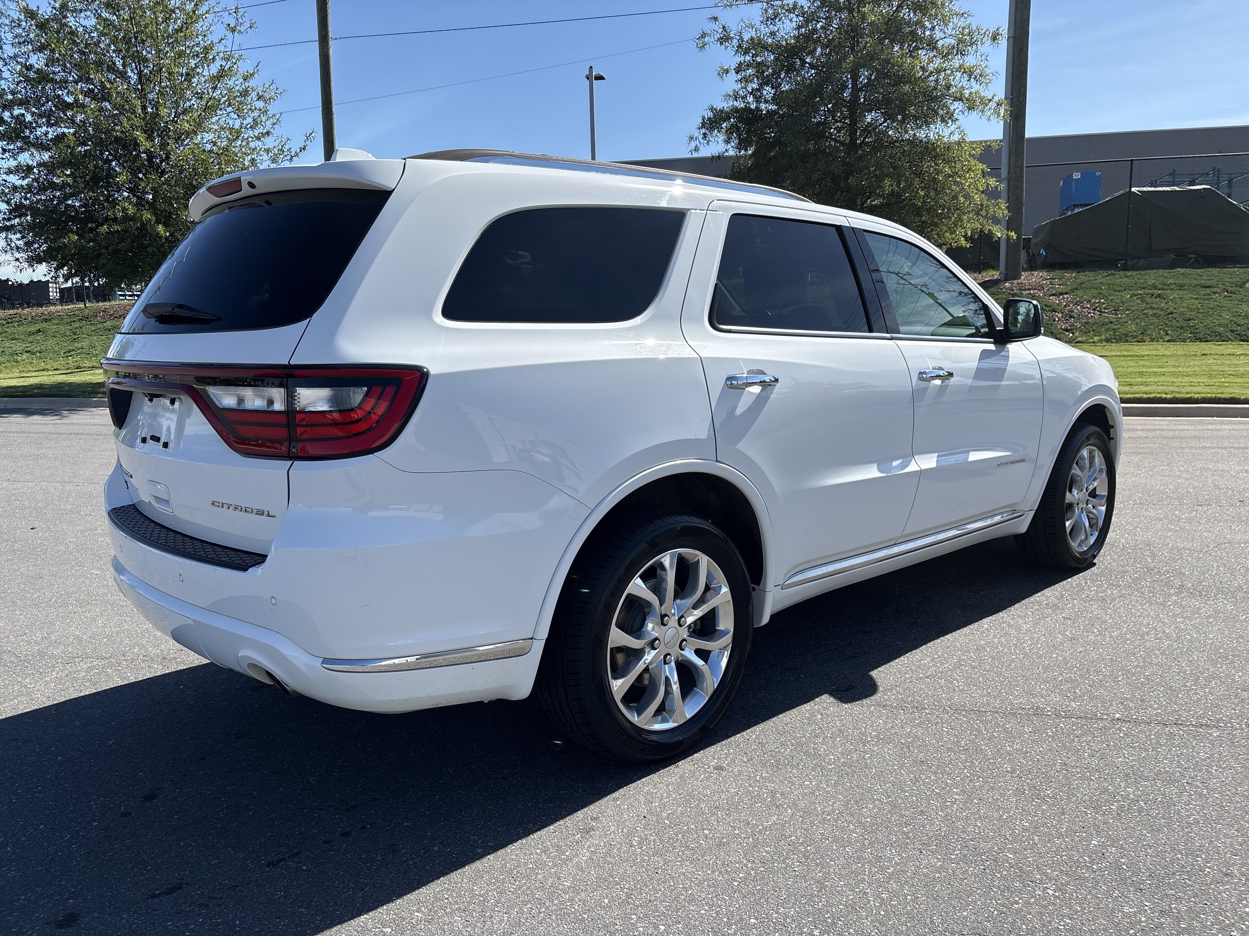 Used 2018 Dodge Durango Citadel w/ Technology Group AWD/4WD image 9