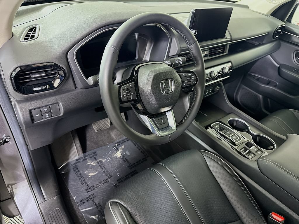 Used 2025 Honda Pilot Elite image 20