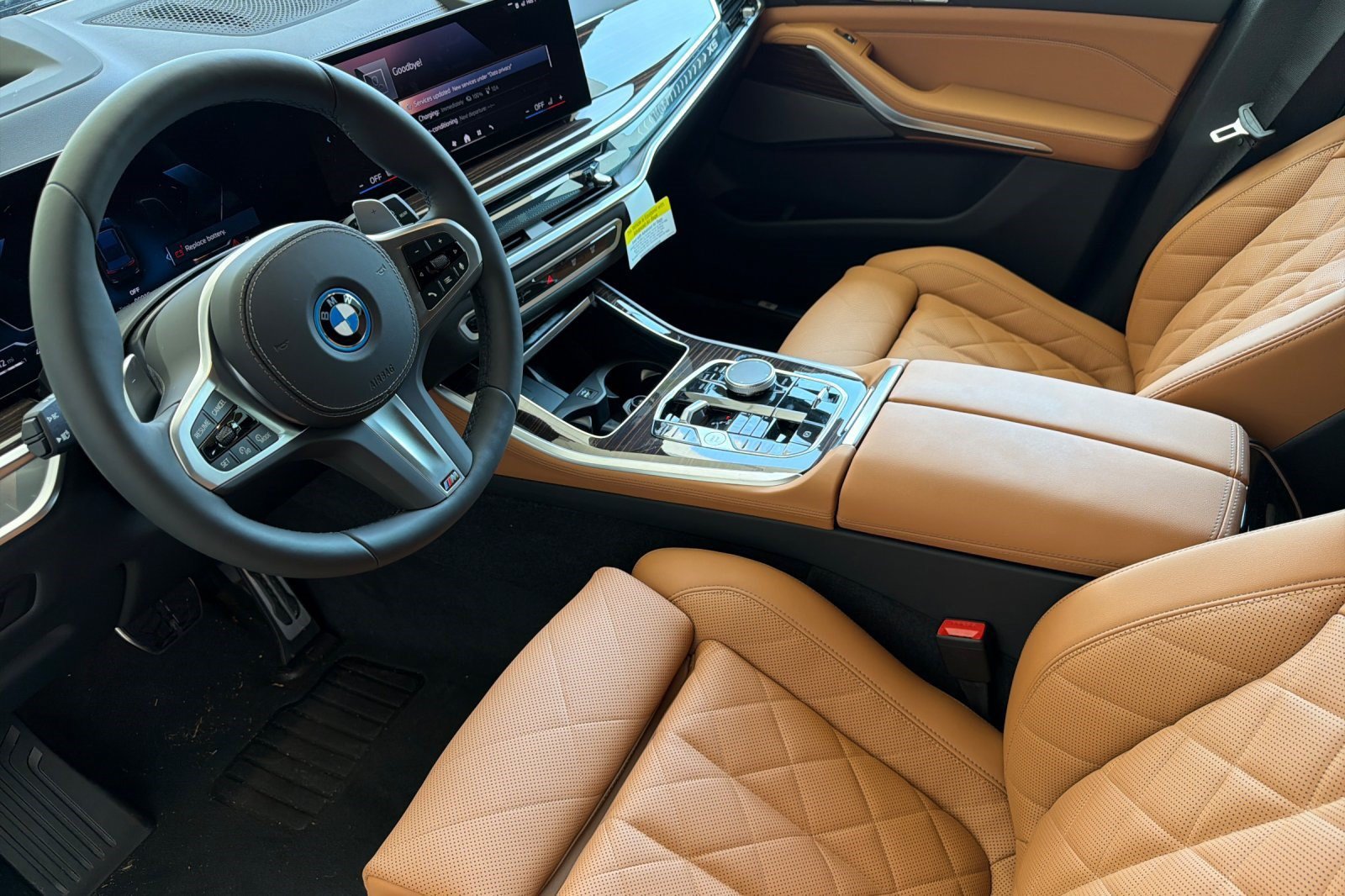 New 2026 BMW X5 xDrive50e w/ M Sport Package AWD/4WD image 4